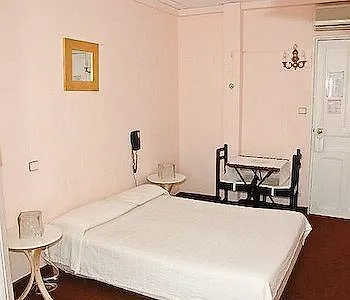 Hotel Solara Nice 2*,
