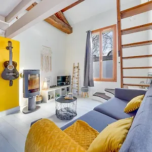 Bel Pour 6 P, Clim, Parking Et Terrasse , Aix-en-Provence France