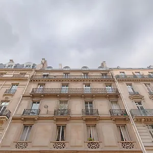 Cosy Proche Saint-lazare - 6p , Paris France
